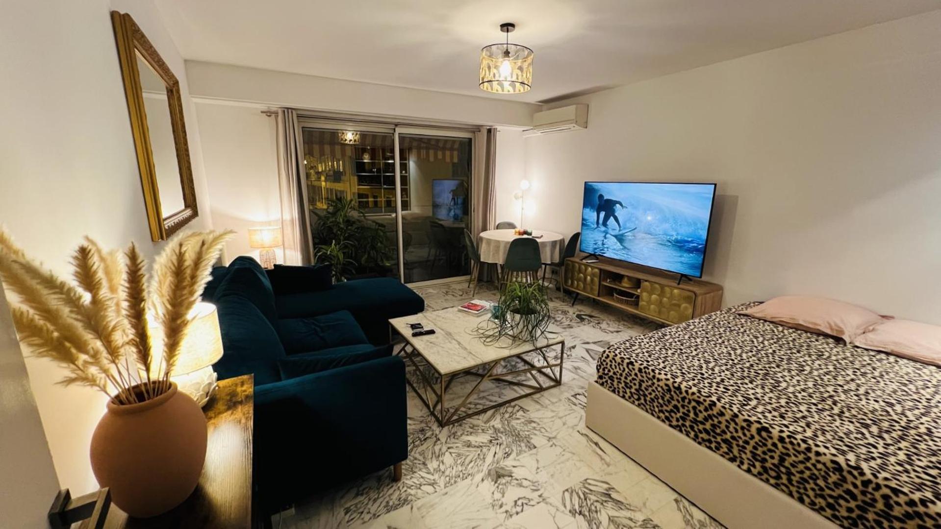 John Homestay Room In Nice Exteriör bild